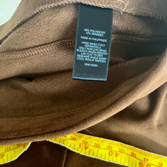 Express faux Suede Skirt NWOT - Picture 4 of 6